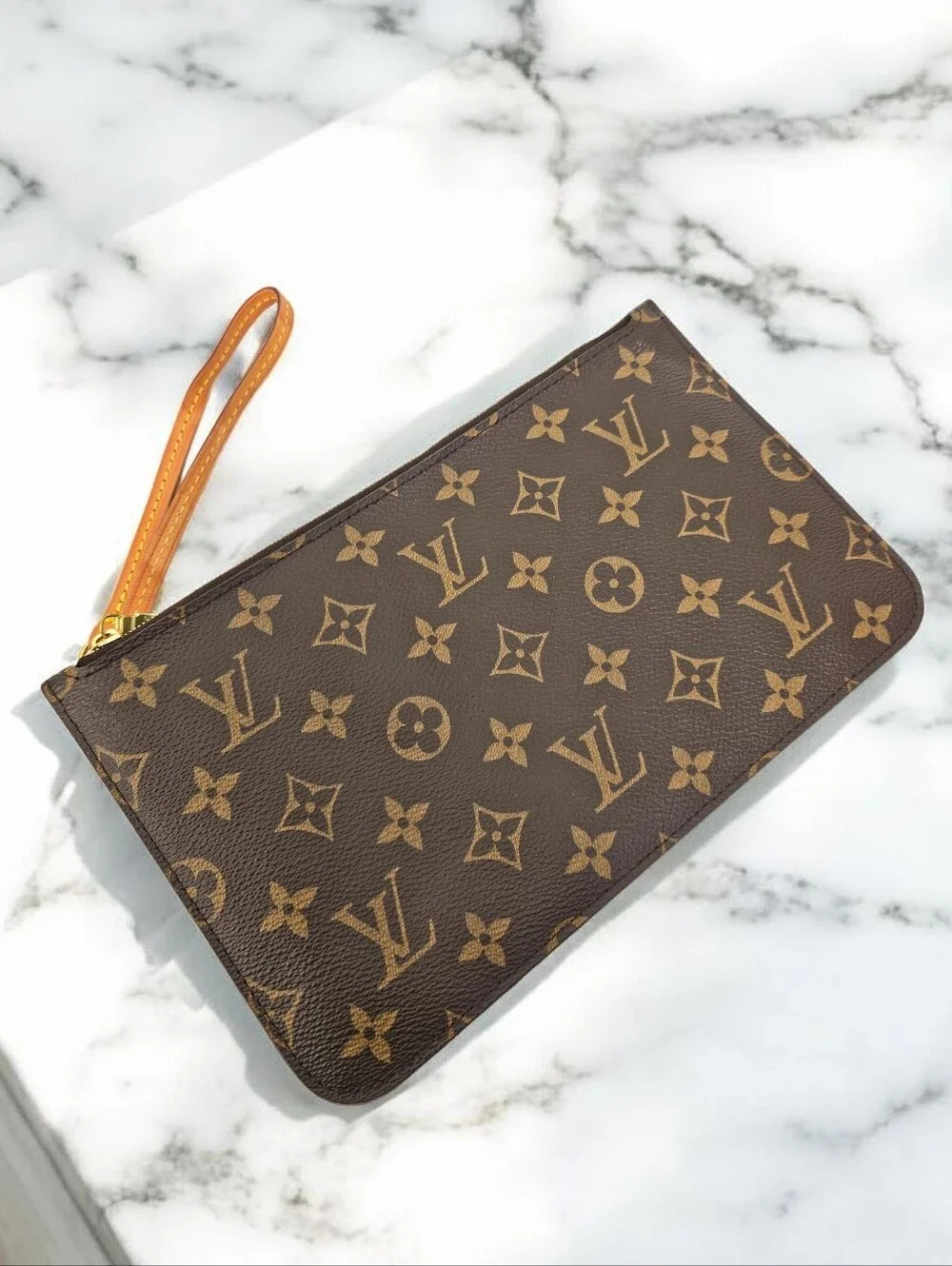 Louis Vuitton Neverfull Pochette Wristlet Monogram Canvas